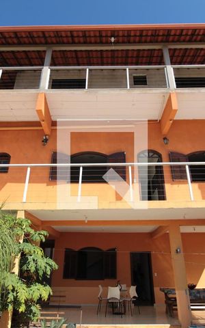 Casa à venda com 360m², 5 quartos e 3 vagasCasa 1 | Area Gourmet