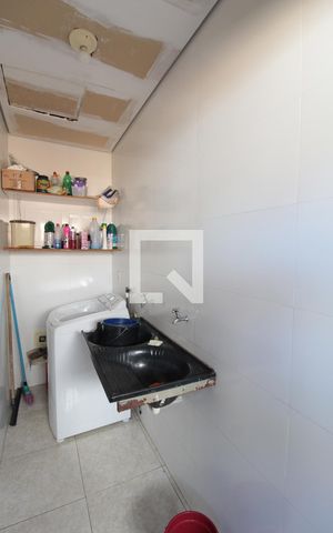 Casa à venda com 360m², 5 quartos e 3 vagasCasa 2 | Area de Serviço