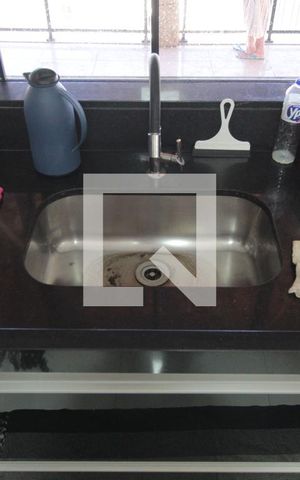 Casa à venda com 360m², 5 quartos e 3 vagasCasa 2 | Cozinha