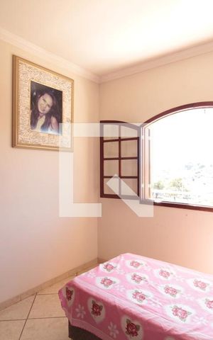 Casa à venda com 360m², 5 quartos e 3 vagasCasa 1 | Quarto 1