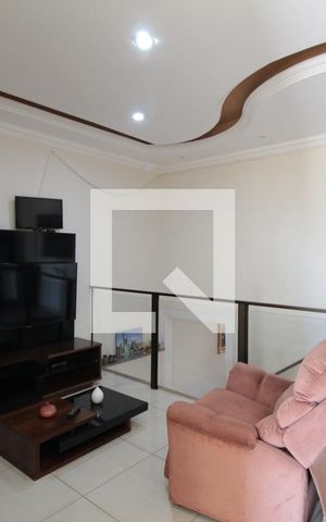 Casa à venda com 360m², 5 quartos e 3 vagasCasa 1 | Sala de TV
