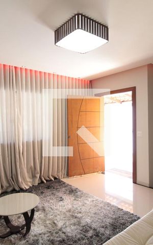 Casa à venda com 360m², 5 quartos e 3 vagasCasa 2 | Sala