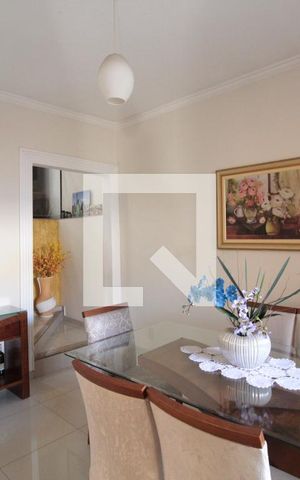 Casa à venda com 360m², 5 quartos e 3 vagasCasa 1 | Copa