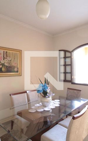 Casa à venda com 360m², 5 quartos e 3 vagasCasa 1 | Copa