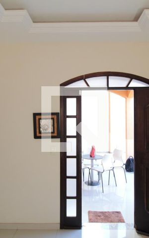 Casa à venda com 360m², 5 quartos e 3 vagasCasa 1 | Sala de Estar