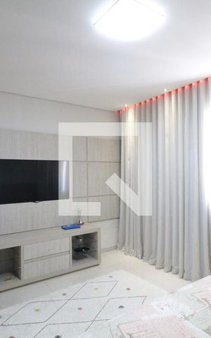 Casa à venda com 360m², 5 quartos e 3 vagasCasa 2 | Suite