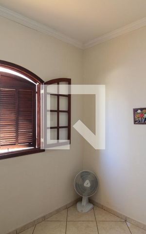 Casa à venda com 360m², 5 quartos e 3 vagasCasa 1 | Quarto 3