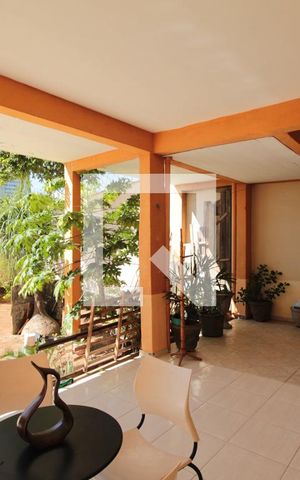 Casa à venda com 360m², 5 quartos e 3 vagasCasa 1 | Area Gourmet