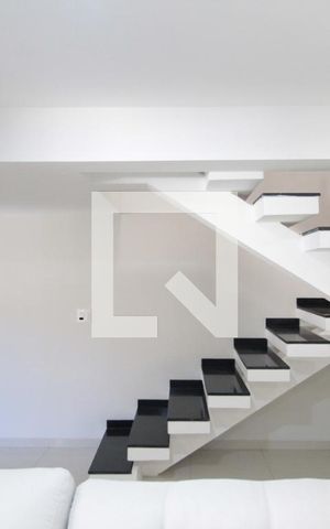 Casa à venda com 360m², 5 quartos e 3 vagasCasa 2 | Sala de TV