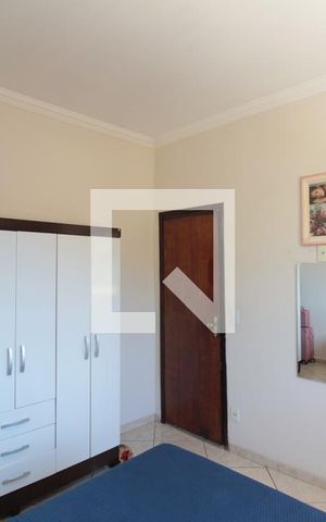 Casa à venda com 360m², 5 quartos e 3 vagasCasa 1 | Quarto 2