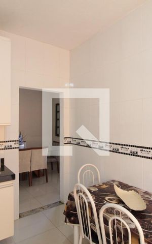 Casa à venda com 360m², 5 quartos e 3 vagasCasa 1 | Cozinha