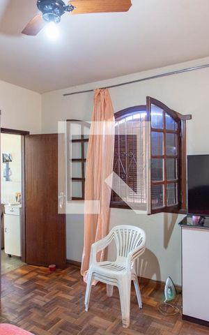 Casa à venda com 260m², 4 quartos e sem vaga Casa à venda com 260m², 4 quartos e sem vagaQuarto 2