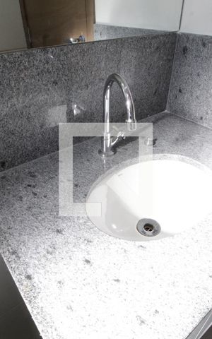 Apartamento para alugar com 72m², 2 quartos e 1 vagaBanheiro Social