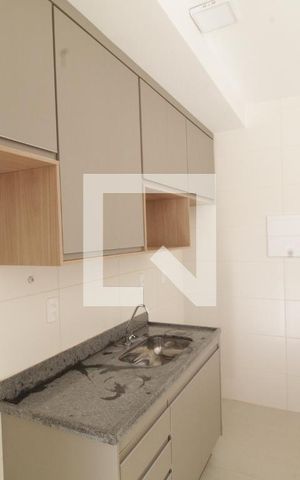 Apartamento para alugar com 72m², 2 quartos e 1 vagaCozinha