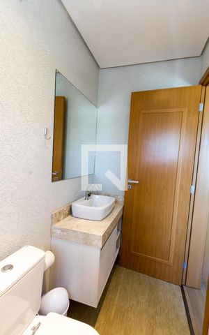 Casa de condomínio para alugar com 164m², 3 quartos e 2 vagasBanheiro 2 - ático