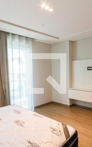 Casa de condomínio para alugar com 164m², 3 quartos e 2 vagasSuíte