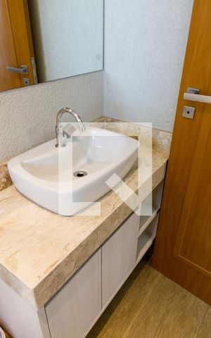 Casa de condomínio para alugar com 164m², 3 quartos e 2 vagasBanheiro 2 - ático