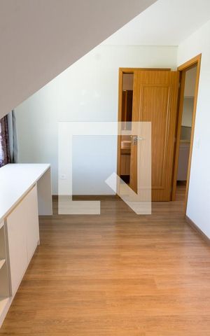Casa de condomínio para alugar com 164m², 3 quartos e 2 vagasQuarto Ático