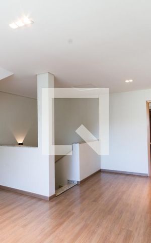 Casa de condomínio para alugar com 164m², 3 quartos e 2 vagasÁtico