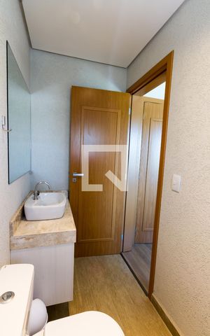 Casa de condomínio para alugar com 164m², 3 quartos e 2 vagasBanheiro 2 - ático