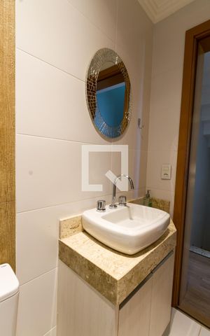 Casa de condomínio para alugar com 164m², 3 quartos e 2 vagasBanheiro 1