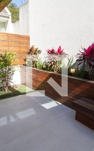 Casa de condomínio para alugar com 164m², 3 quartos e 2 vagasQuintal