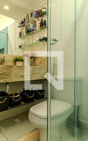 Apartamento à venda com 84m², 2 quartos e 1 vagaBanheiro Social