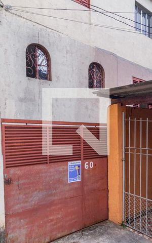 Casa para alugar com 60m², 2 quartos e sem vagaFachada