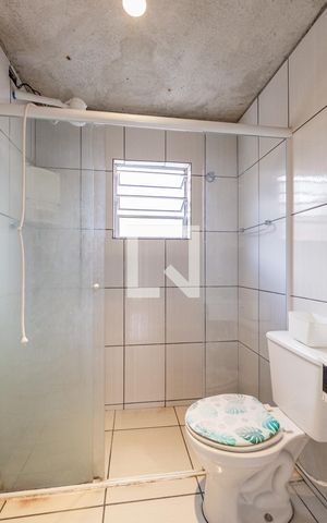 Casa para alugar com 60m², 2 quartos e sem vagaBanheiro