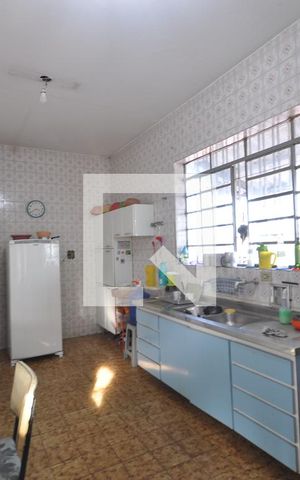 Casa para alugar com 310m², 2 quartos e 1 vagaCozinha