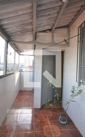 Casa para alugar com 310m², 2 quartos e 1 vagaÁrea de Serviço