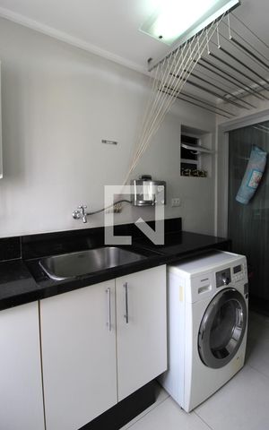 Apartamento para alugar com 98m², 2 quartos e 1 vagaÁrea de Serviço