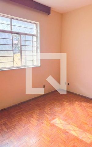 Casa à venda com 214m², 5 quartos e 10 vagas Casa à venda com 214m², 5 quartos e 10 vagasQuarto 3