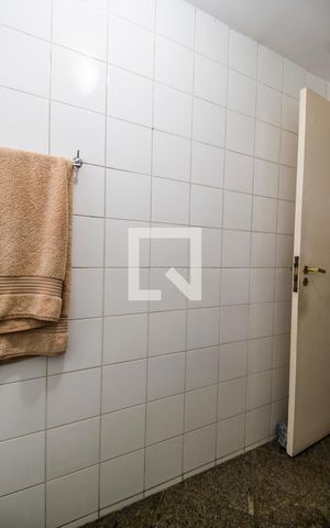 Apartamento à venda com 164m², 4 quartos e 2 vagas Apartamento à venda com 164m², 4 quartos e 2 vagasBanheiro