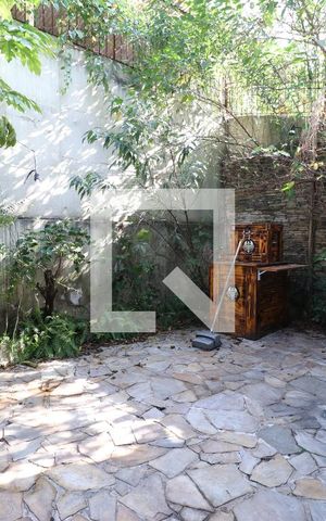 Casa para alugar com 60m², 1 quarto e sem vagaQuintal