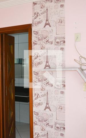 Casa à venda com 240m², 4 quartos e 2 vagas Casa à venda com 240m², 4 quartos e 2 vagasQuarto