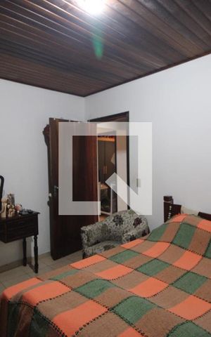 Casa à venda com 300m², 3 quartos e 4 vagasSuíte