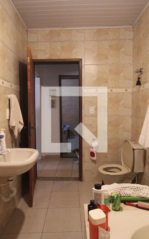 Casa à venda com 300m², 3 quartos e 4 vagasBanheiro comum