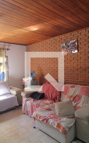Casa à venda com 300m², 3 quartos e 4 vagasSala