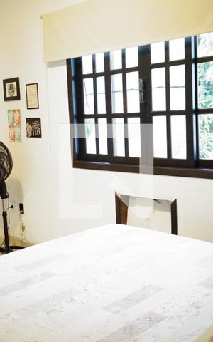 Casa à venda com 213m², 4 quartos e 3 vagasQuarto 3 Suite
