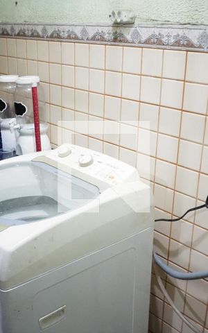 Casa à venda com 213m², 4 quartos e 3 vagasArea de Serviço