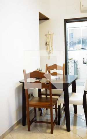Casa à venda com 213m², 4 quartos e 3 vagasSala 2