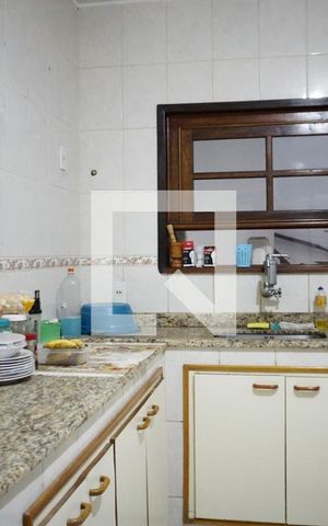 Casa à venda com 213m², 4 quartos e 3 vagasCozinha 1