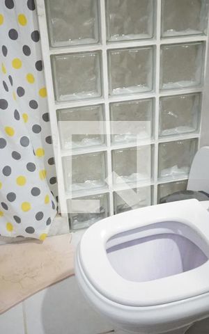 Casa à venda com 213m², 4 quartos e 3 vagasBanheiro 3 Suite