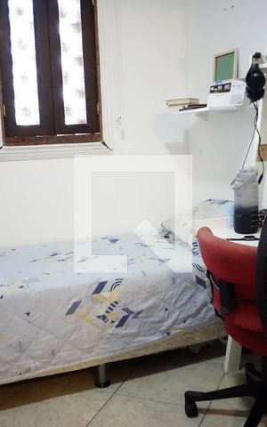 Casa à venda com 213m², 4 quartos e 3 vagasQuarto 2