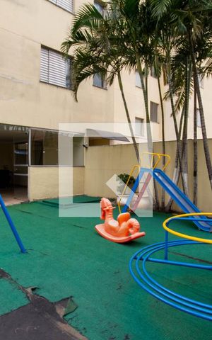Apartamento para alugar com 56m², 2 quartos e 1 vaga Apartamento para alugar com 56m², 2 quartos e 1 vagaÁrea comum - Playground