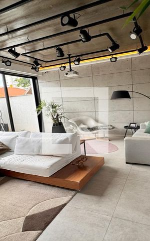 Casa à venda com 192m², 3 quartos e 2 vagas