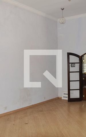 Casa para alugar com 600m², 5 quartos e 3 vagas Casa para alugar com 600m², 5 quartos e 3 vagas Quarto Suíte