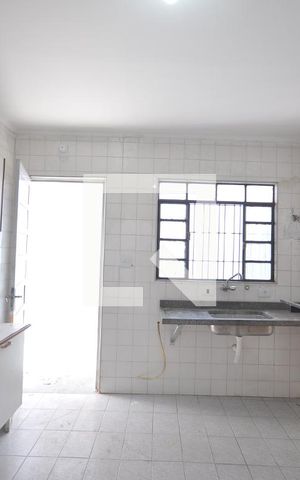 Casa para alugar com 160m², 3 quartos e 2 vagasCozinha
