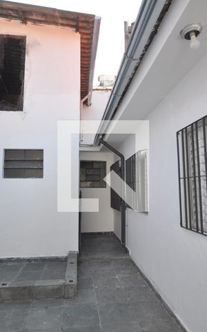 Casa para alugar com 160m², 3 quartos e 2 vagasQuintal